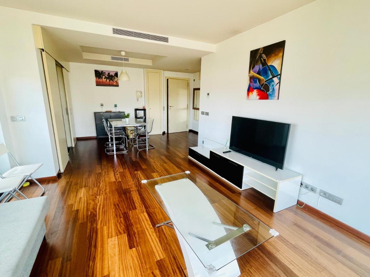 Forum De Barcelona Sea View Apartment With Garage Parking Sant Adria de Besos Exteriér fotografie